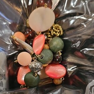 Elegant Multicolor Beaded Necklace